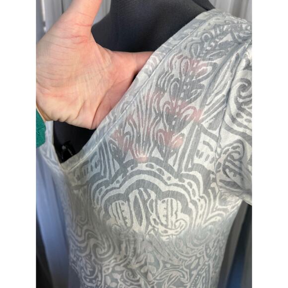 Athleta tunic white burnout paisley V neck active top ombre - Picture 3 of 12